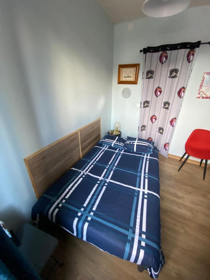 Sympathique Logement En Rez-De-Chausse, De 21M 2 Beauvais Eksteriør billede