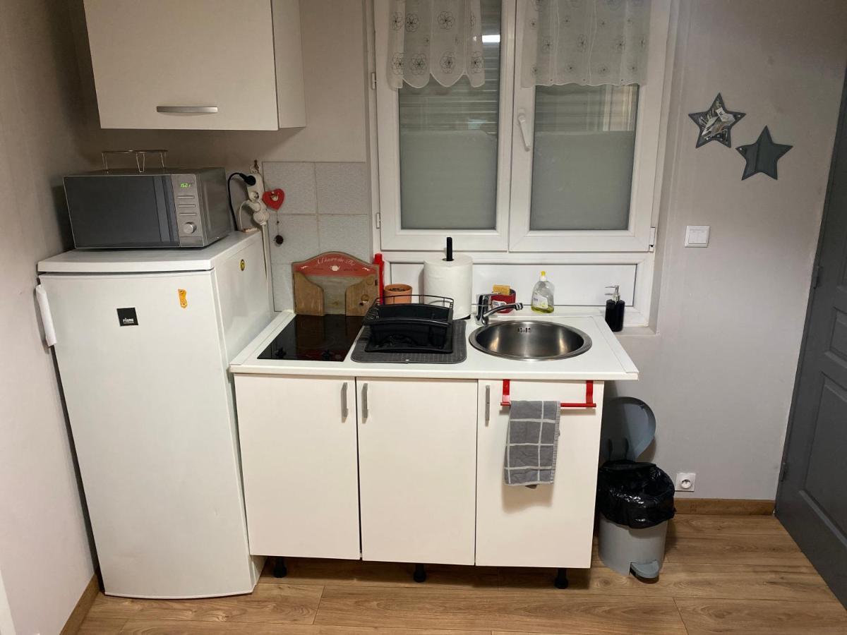 Sympathique Logement En Rez-De-Chausse, De 21M 2 Beauvais Eksteriør billede